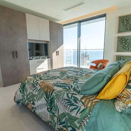 Apartment Oasis On The 27th, Mercury Tower *