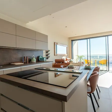 Oasis On The 27th, Mercury Tower * Saint Julian's