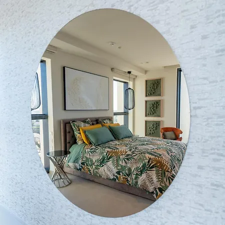 Oasis On The 27th, Mercury Tower