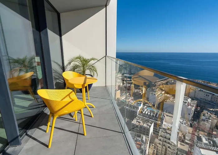 Oasis On The 27th, Mercury Tower Apartment Saint Julian's